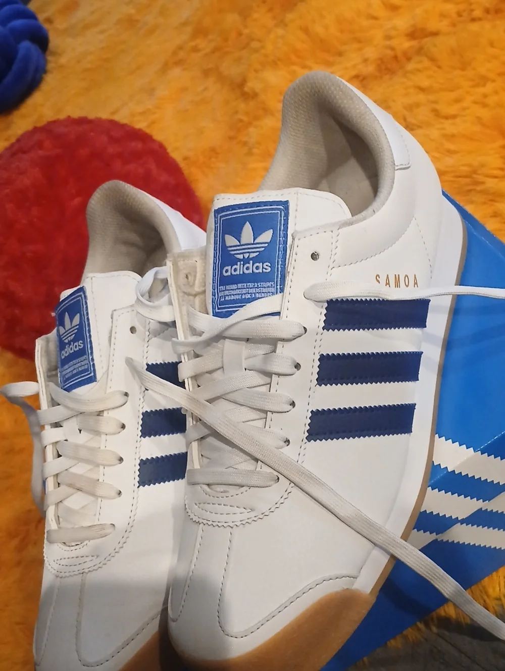 adidas MenWhite and Blue Gazelle-Style Sneakers